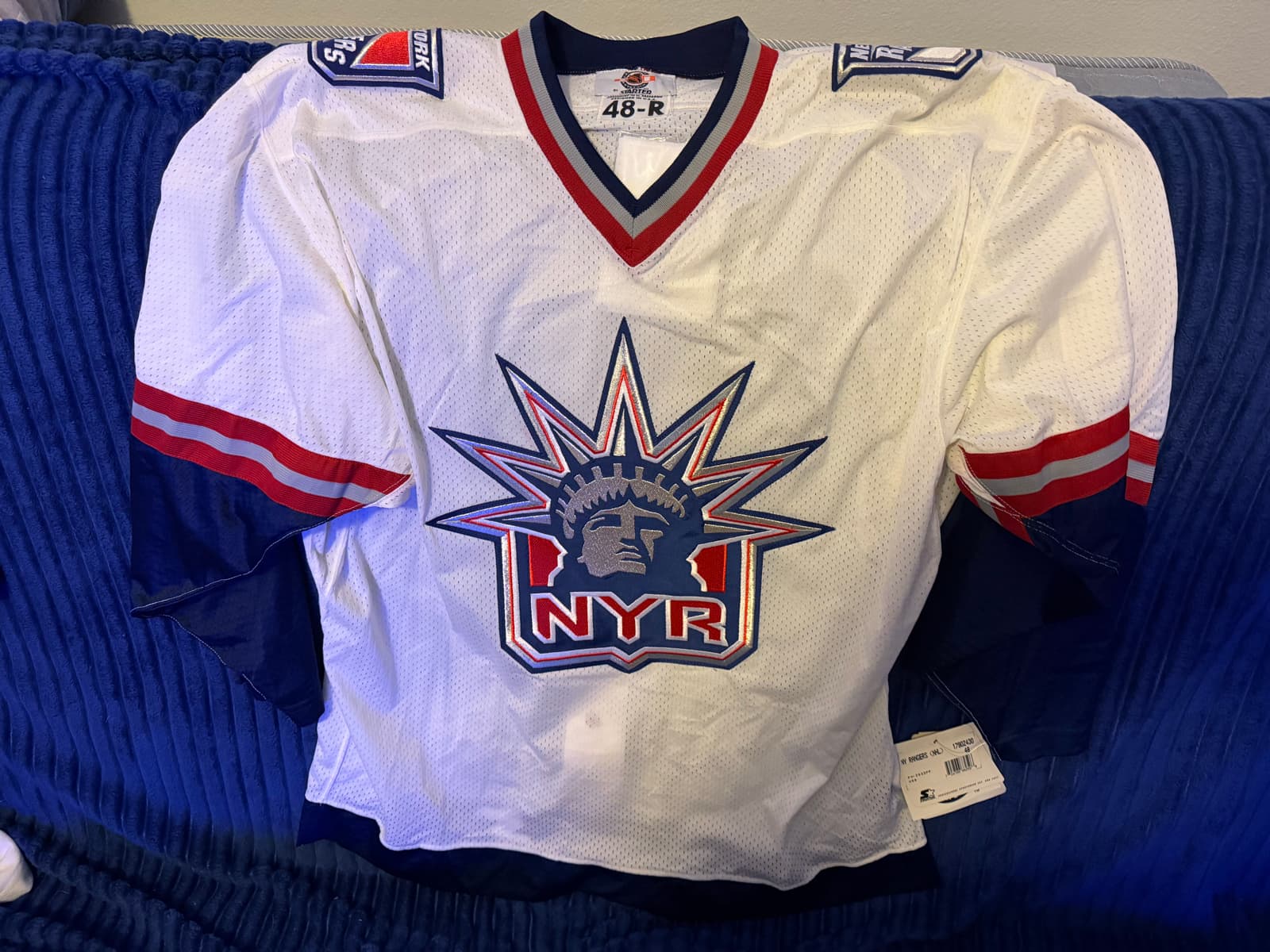 New York Rangers Vintage Liberty White Starter NHL Hockey Jersey - Size 48-R